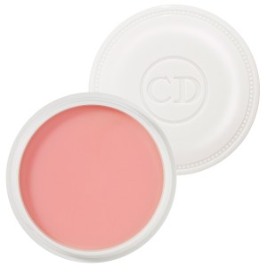 Lip Balm keeps your lips moist and looking good at the same time ! 
